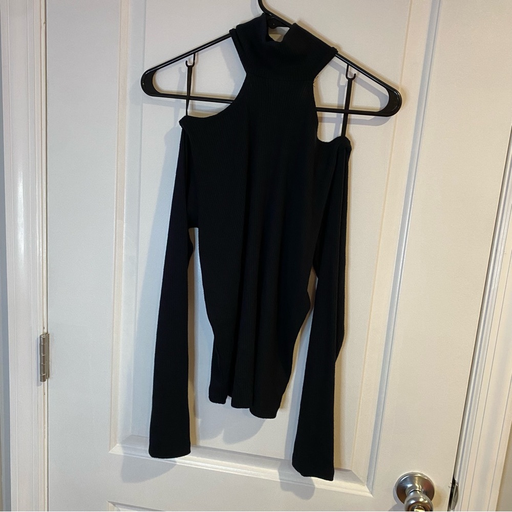 Turtle Neck - Picture 5 of 9